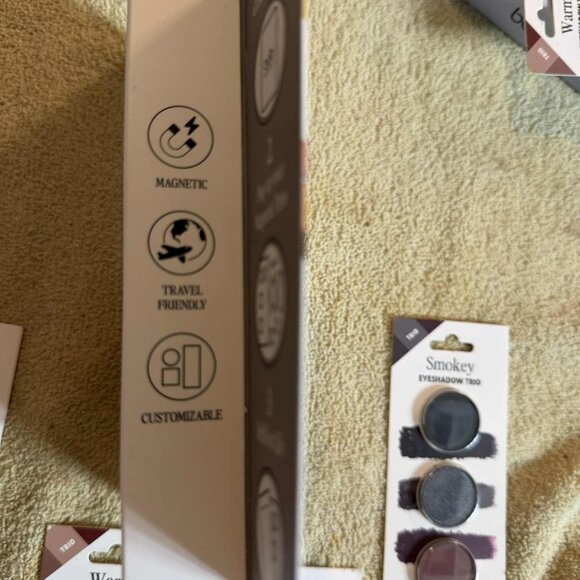 Billion Dollar Beauty Makeup Box / Mirror, Eyeshadow, and Blush BRAND NEW - Picture 5 of 12